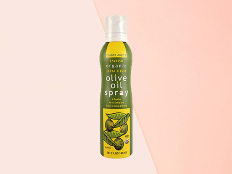 Is olive oil spray really 0 calories?