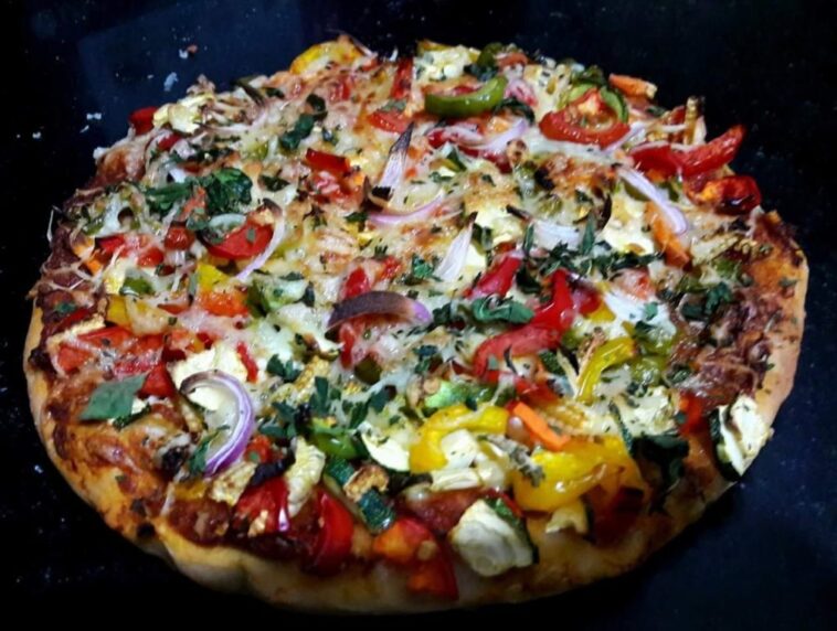 Is pizza a junk food?