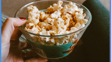 Is popcorn good for skin?
