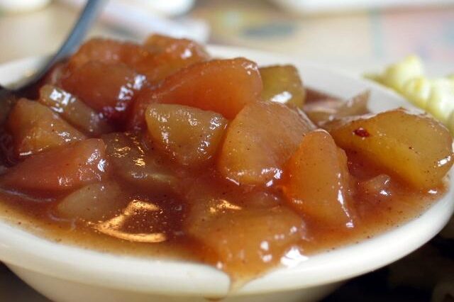 Is stewed apple good for constipation?