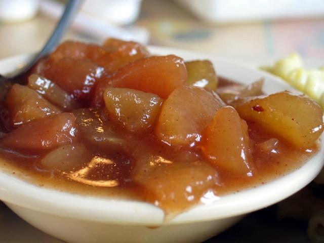 Is stewed apple good for constipation?