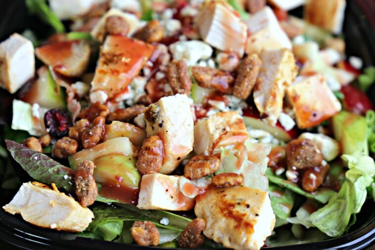 Is the apple pecan salad at Wendy's healthy?