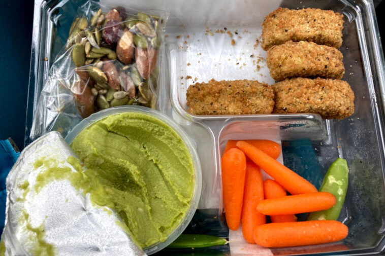Is the chickpea bites and avocado protein box vegan?