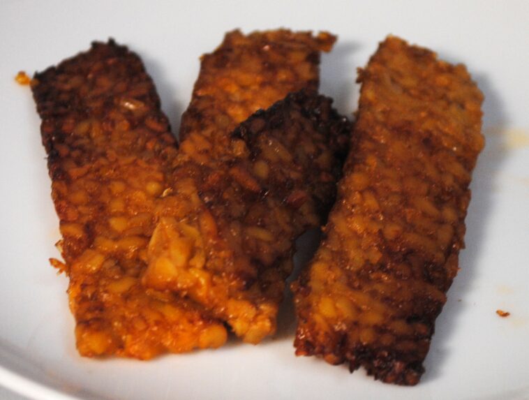 Is there a vegetarian substitute for bacon?