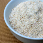 Is there gluten in oat flour?