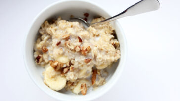 Is unsweetened oatmeal good for you?