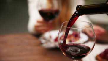 Is white or red wine better for weight loss?