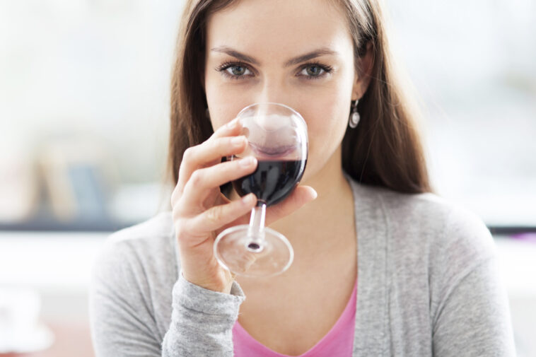 Is wine good for diarrhea?