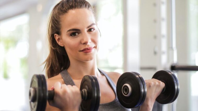 Is yogurt better in the morning or night?