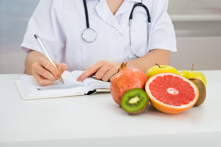 Should I go to a dietitian or nutritionist?