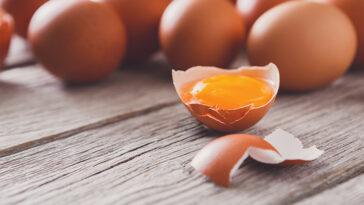 Should egg yolks be yellow or orange?