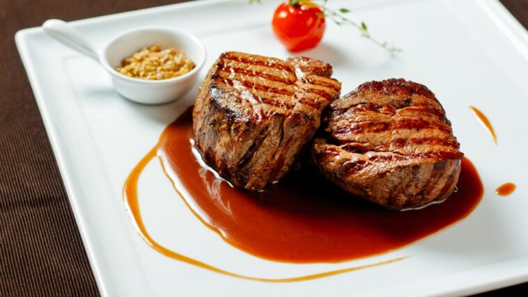 Should you Marinate filet mignon before grilling?