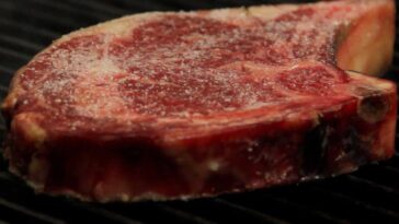 Should you salt steak before grilling?