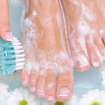 Should you wash between your toes?