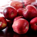 What are Red Delicious apples best used for?