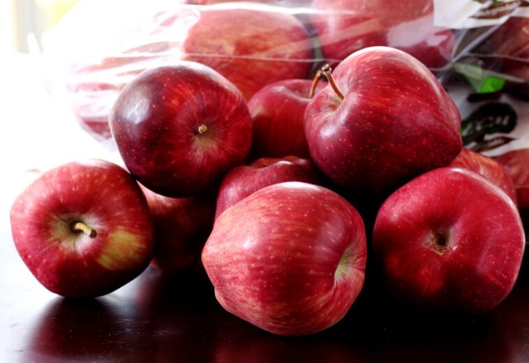 What are Red Delicious apples best used for?