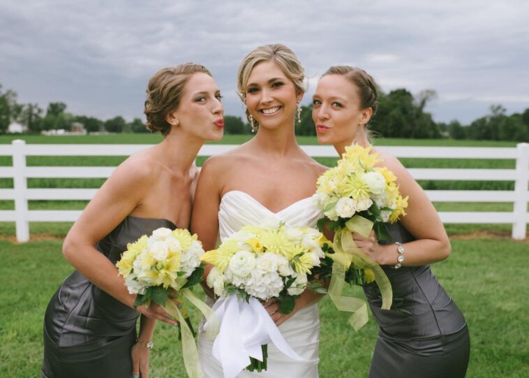 What are maid of honor duties?