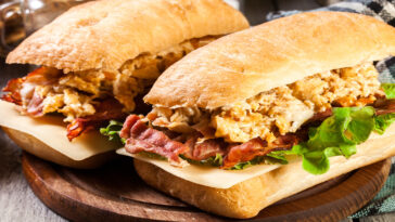 What are the 3 types of breakfast?