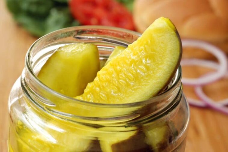 What are the 3 types of pickles?