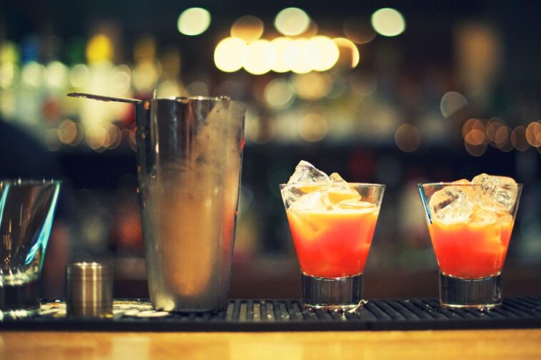 What are the 5 basic cocktails?