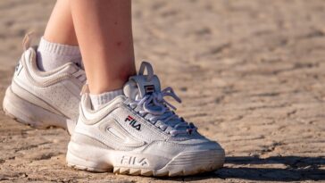 What are the best shoes for walking on concrete floors all day?