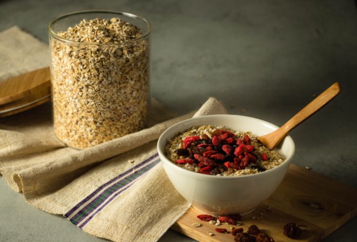 What are the disadvantages of eating oats?