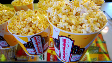 What are the disadvantages of popcorn?