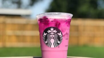 What are the ingredients in Starbucks dragon drink?