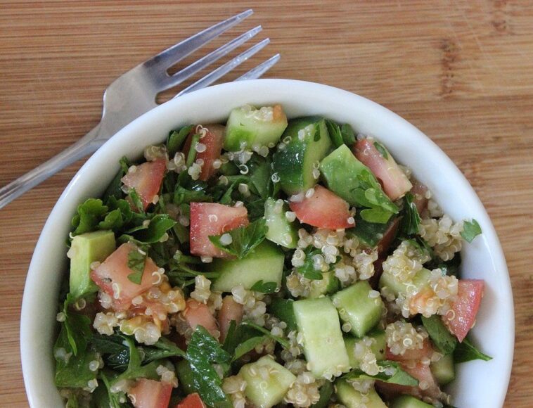 What are the ingredients in the Jennifer Aniston salad?