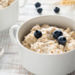 What are the side effects of eating oatmeal?