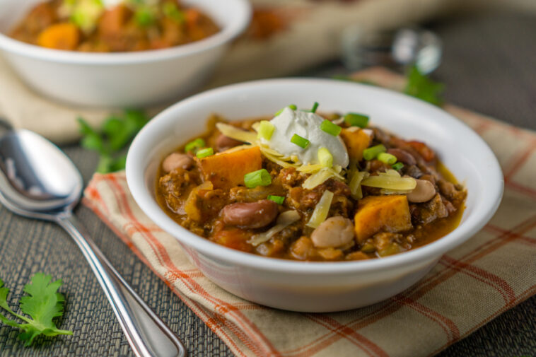 What beans are in mixed chili beans?