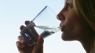 What can I drink to flush my liver?