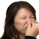 What can I eat to make my armpits stop smelling?