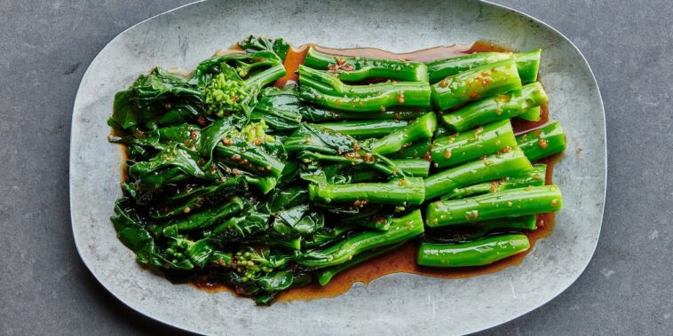 What can I use instead of Chinese broccoli?