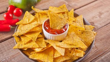 What can you eat instead of chips for salsa?