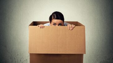 What causes lack of confidence?