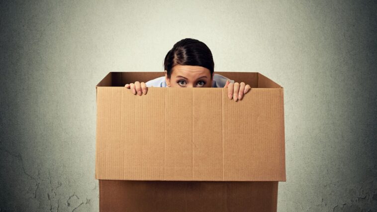 What causes lack of confidence?