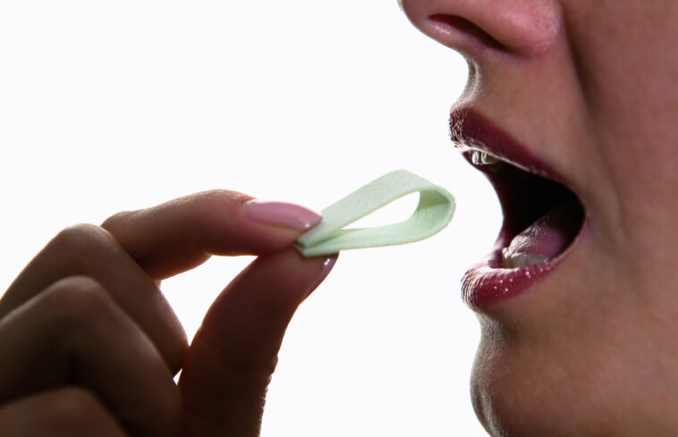 What chewing gum is healthy?