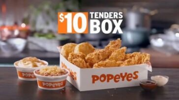 What comes in Popeyes $10 box?