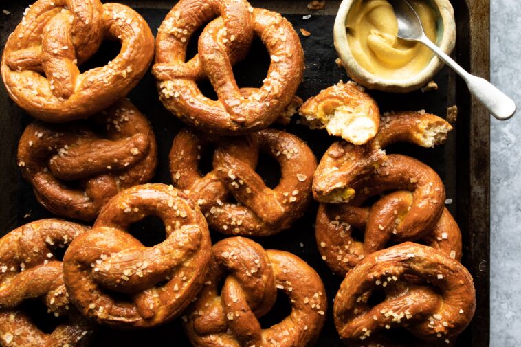 What do you eat with German pretzels?