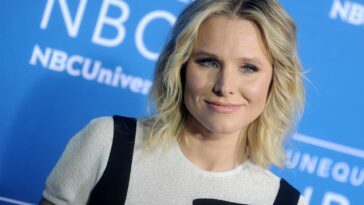 What does Kristen Bell do to workout?
