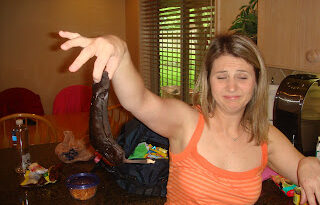 What does rotten banana smell like?