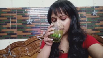 What drink helps hair growth?