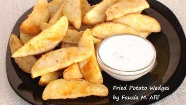 What fast food chain serves potato wedges?
