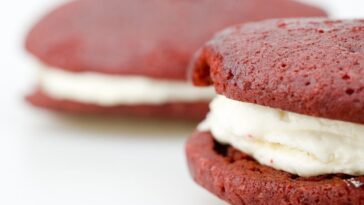 What foods contain red dye?