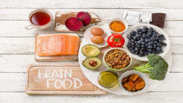What foods help with brain fog?