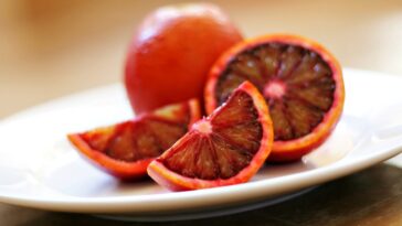 What foods promote lymph flow?