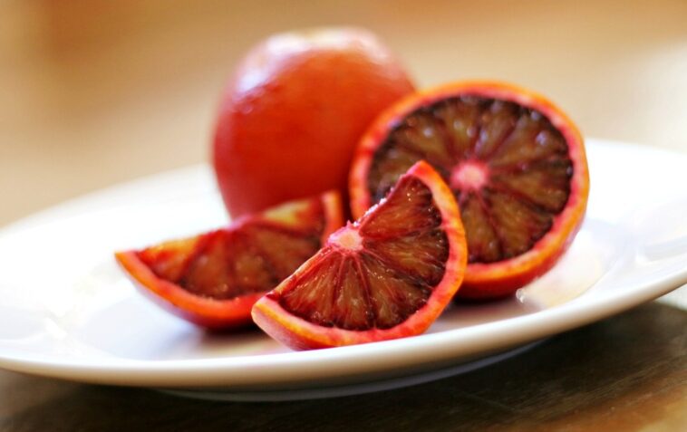 What foods promote lymph flow?