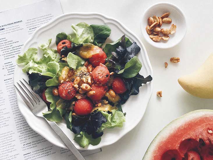 What foods worsen endometriosis?