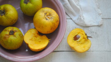 What fruits go with eggs?